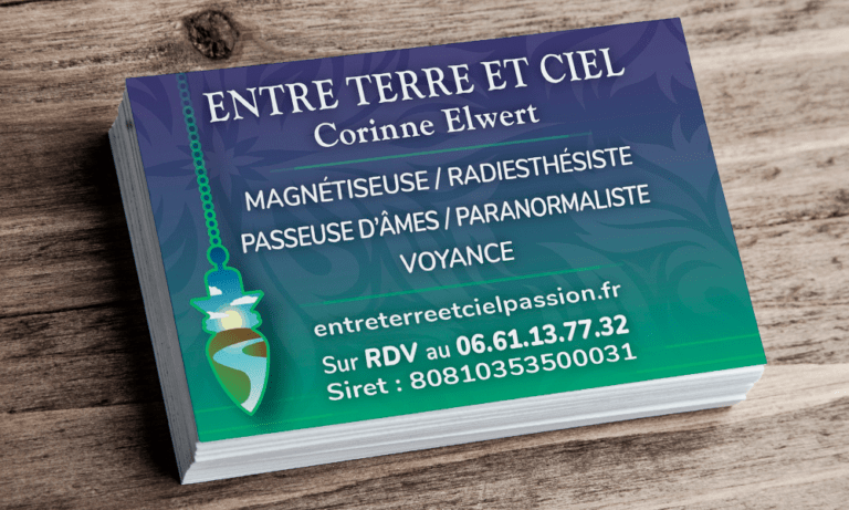 Intégration par mockup de la carte de visite réalisée sur Illustrator pour la société Entre Terre et Ciel